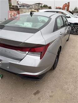 هیۆندای ئەلەنترا